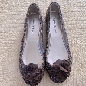 Brand new still in box! Brown textured Madden Girl flats! Size 8